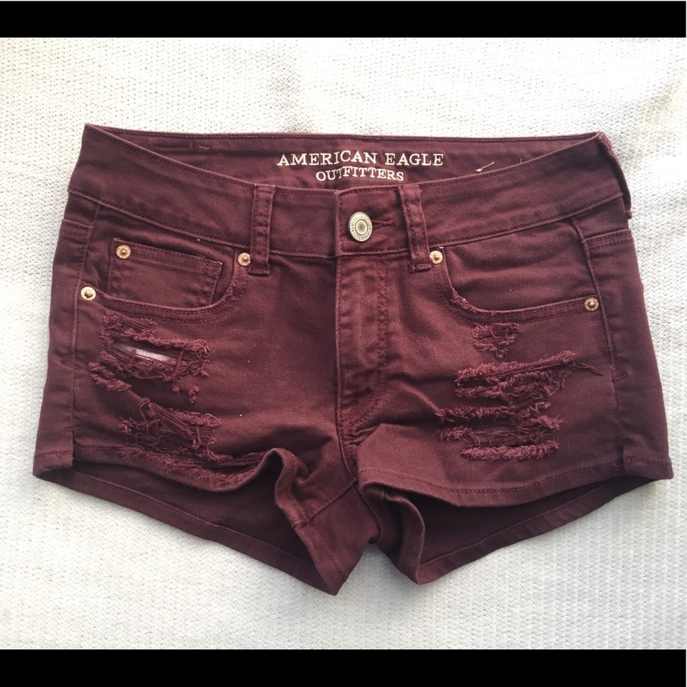 NEW✨American Eagle Burgundy Shorts